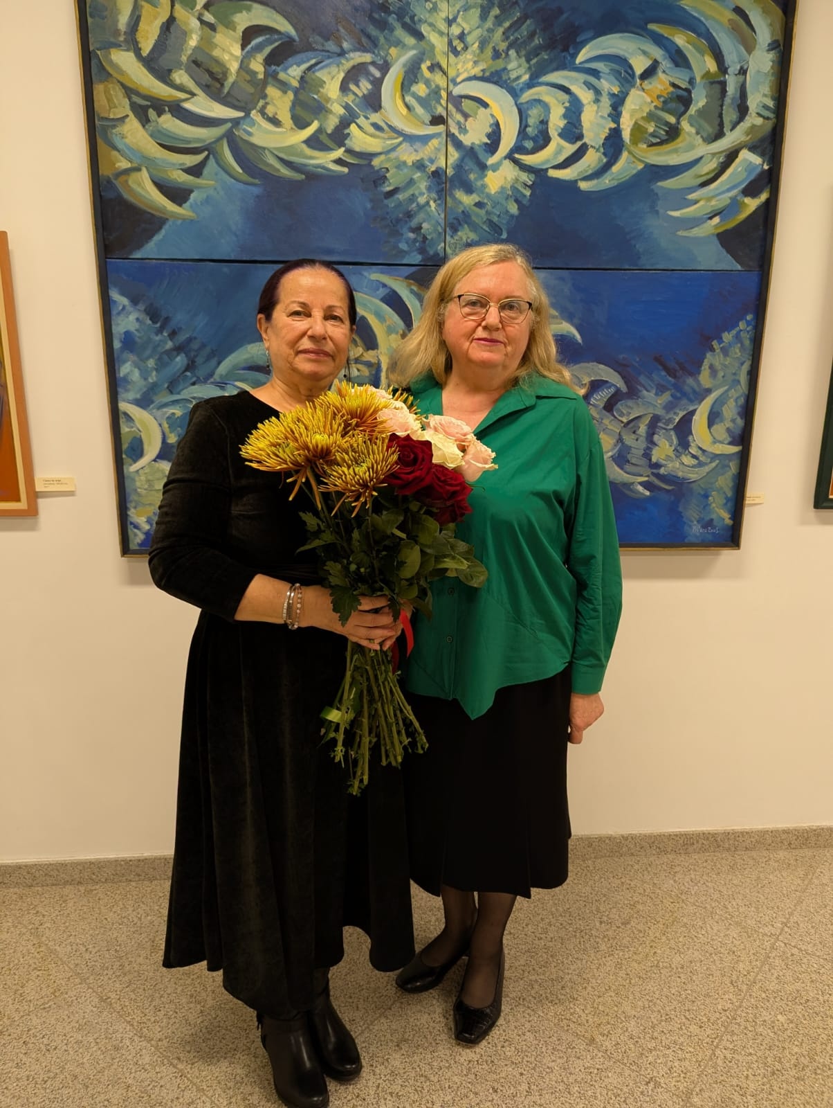 Artista Pușa Pîslaru-Ionescu, o coloristă desăvârșită, a expus „Dincolo de…”, la Muzeul de Istorie