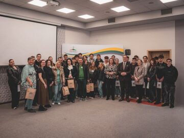 Elevii de la Colegiul „Vasile Lovinescu” Fălticeni, ambasadori ai implicării civice în Polonia