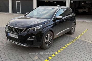 Autoturism dispărut din Franța, depistat la Vicov, cu numere false ucrainene Autoturism dispărut din Franța, depistat la Vicov, cu numere false ucrainene