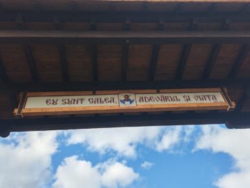 „Poarta Raiului” există și se află la intrarea în comuna Horodnic de Sus