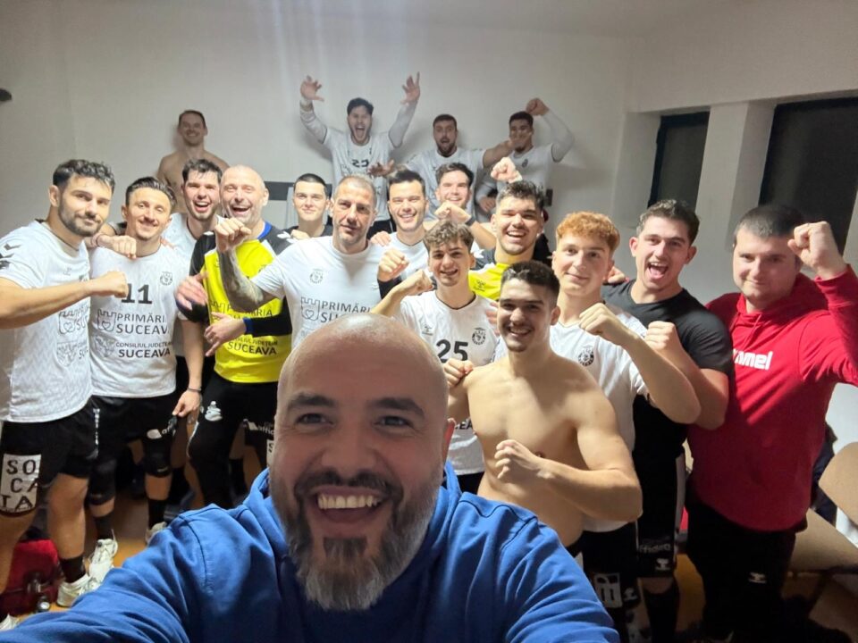 Universitarii savurează succesul de la Sighișoara Universitarii savurează succesul de la Sighișoara