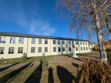 Primăria Vicovu de Sus a finalizat lucrările de reabilitare și modernizare a clădirii principale a Liceului Tehnologic „Ion Nistor”