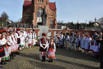 Comunitatea poloneză din județul Suceava a sărbătorit la Cacica Ziua Independenței Poloniei