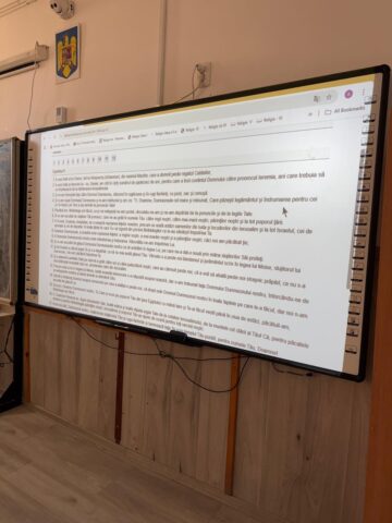 „Ora de Biblie” 2025: Liceul Teoretic „Iorgu Vârnav Liteanu” din Liteni, alături de cei peste 7.500 de elevi care au citit integral Scriptura într-o oră