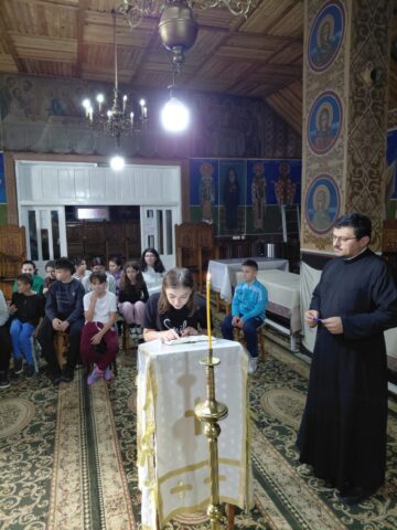 „Ora de Biblie” 2025: Liceul Teoretic „Iorgu Vârnav Liteanu” din Liteni, alături de cei peste 7.500 de elevi care au citit integral Scriptura într-o oră