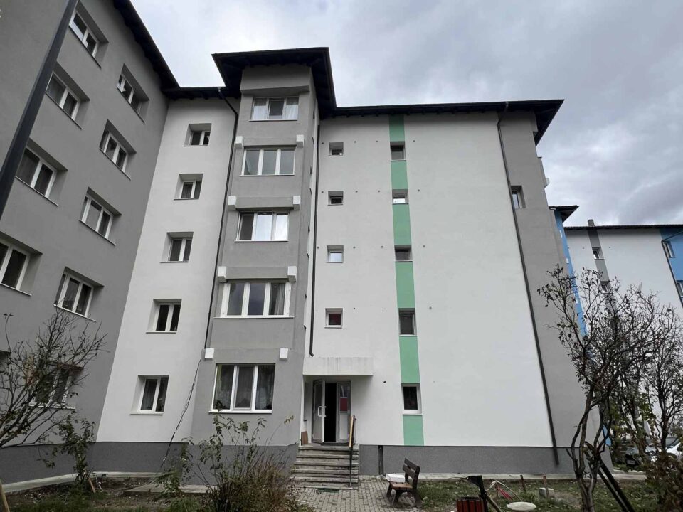 20 de blocuri din Vatra Dornei au fost reabilitate printr-un proiect cu fonduri europene