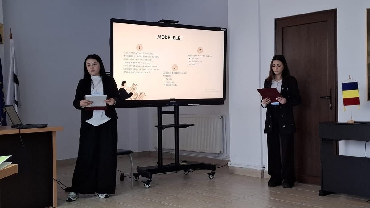 Liceeni în rol de cercetători în competiția „Investigația sociologică”. Premiul I a mers către două eleve de la Rădăuți