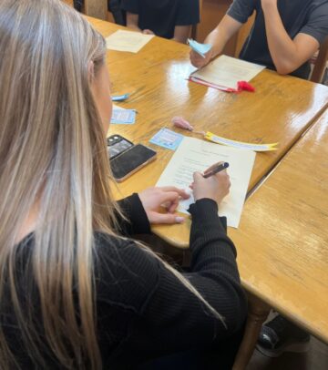 „Suntem unici, valoroși și toleranți” – Ziua Internațională a Toleranței la Liceul Teoretic „Iorgu Vârnav Liteanu” din Liteni