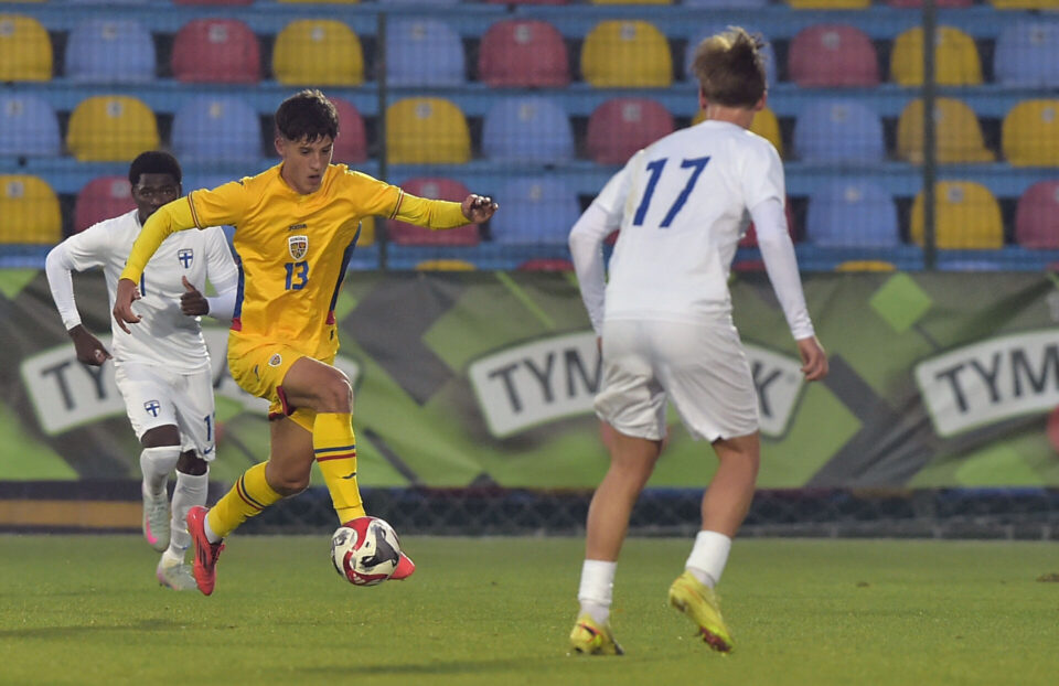 Cu suceveanul Ștefan Senciuc titular, România U19 s-a calificat în runda decisivă pentru calificarea la EURO 2026