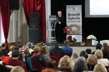 Prima ediție a Conferinței Naționale „Emoții în oglindă”, un succes remarcabil la Fălticeni
