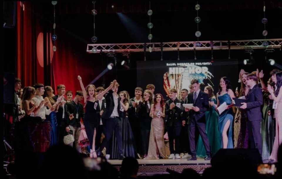 Balul Bobocilor de la Colegiul ,,Regele Ferdinand I” – o explozie de energie Hip-Hop