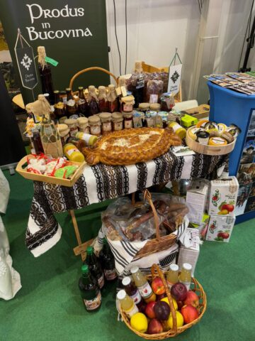 Bucovina este promovată la Târgul de Turism al României