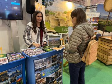 Bucovina este promovată la Târgul de Turism al României