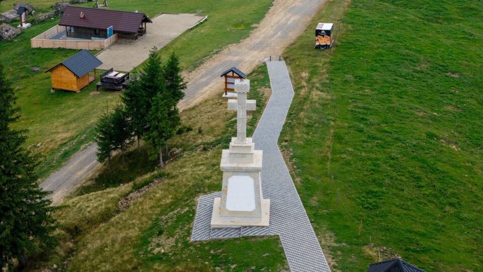 Șoldan anunță că în pasul Stânișoara se vor construi un „Turn al Talienilor” inspirat din Columna lui Traian, o poartă tradițională și o parcare