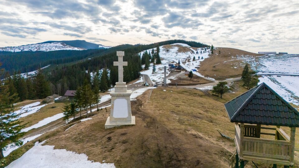 Șoldan anunță că în pasul Stânișoara se vor construi un „Turn al Talienilor” inspirat din Columna lui Traian, o poartă tradițională și o parcare