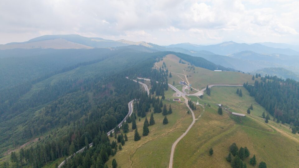 Șoldan anunță că în pasul Stânișoara se vor construi un „Turn al Talienilor” inspirat din Columna lui Traian, o poartă tradițională și o parcare