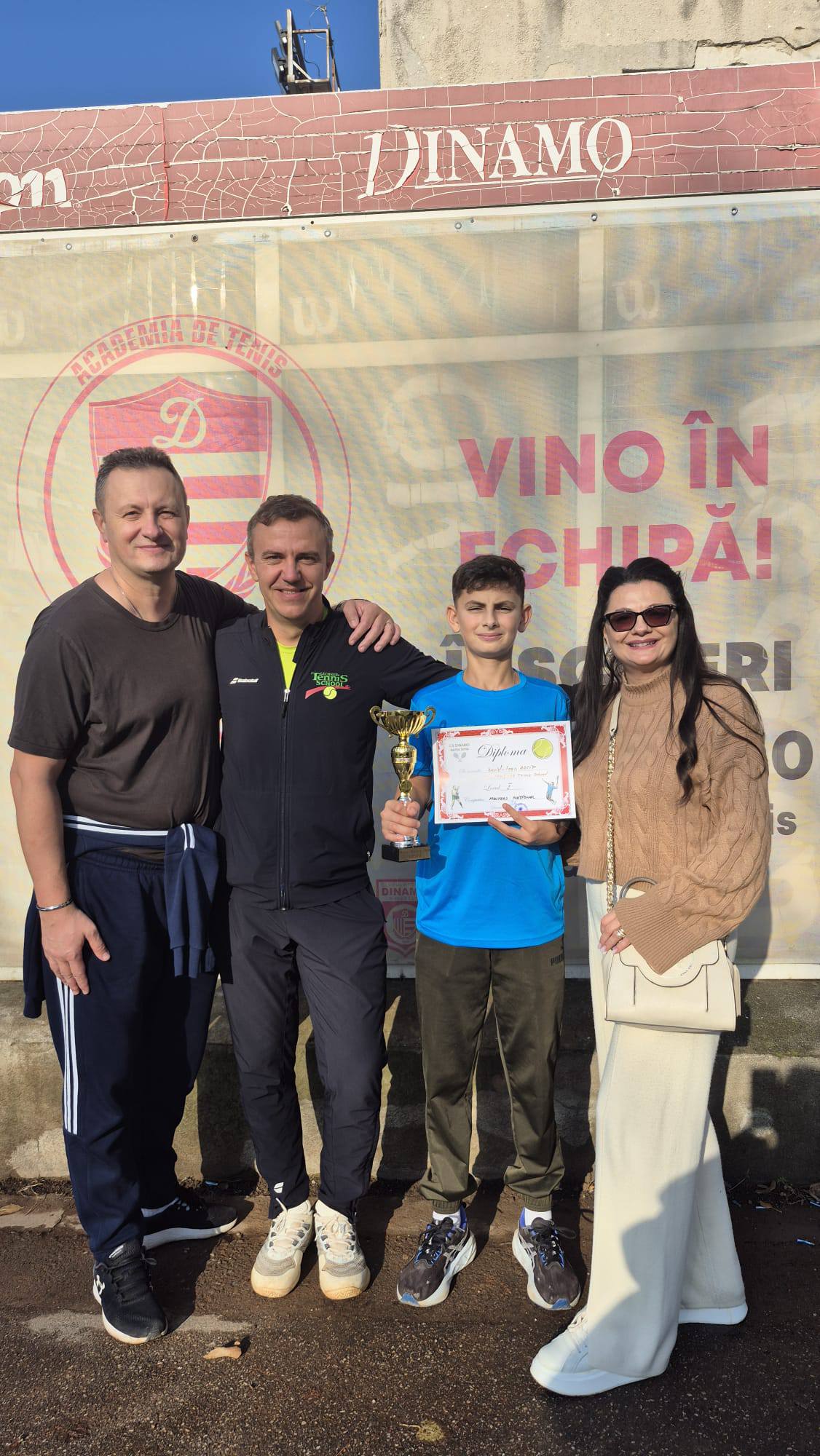 Performanță dublă pentru fălticeneanul David Arcip: excelență academică la Oxford și titlu de campion național la tenis U16