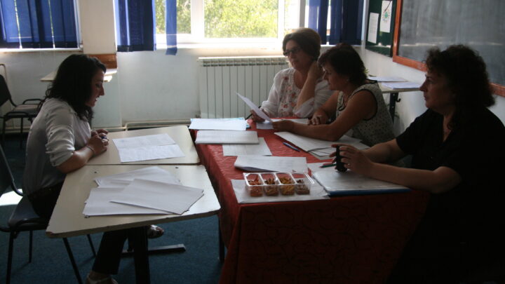 Începe simularea examenului de bacalaureat. Sunt așteptați circa 5.700 de elevi