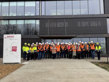 Porți deschise la EGGER, care a realizat noi investiții, de 25 de milioane de euro, inclusiv într-un produs inovator
