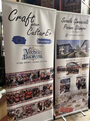 42 de tineri, din șase țări, au participat la ateliere de încondeiat ouă și pirogravură, la Poiana Stampei