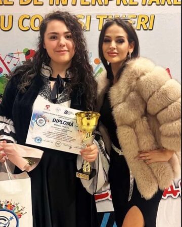 Iarina Căpușneac, ștefanista care impresionează cu vocea sa