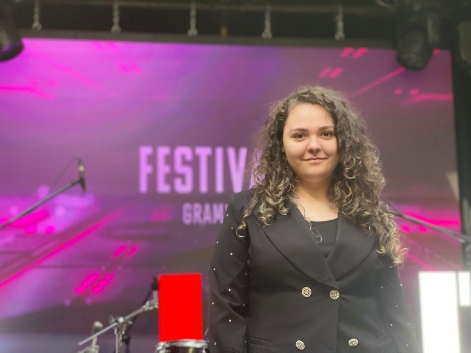 Iarina Căpușneac, ștefanista care impresionează cu vocea sa Iarina Căpușneac, ștefanista care impresionează cu vocea sa