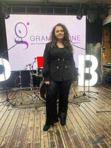 Iarina Căpușneac, ștefanista care impresionează cu vocea sa