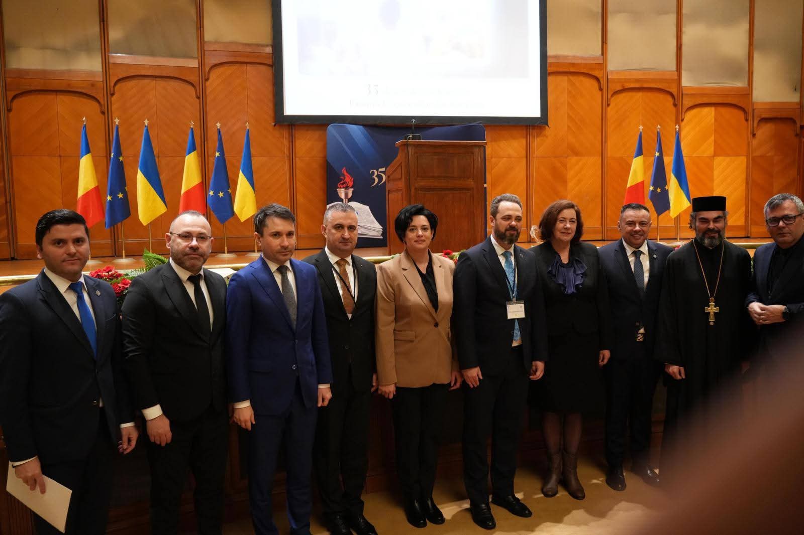 Pr. Mihai Cobziuc, invitat la Parlamentul României, la „35 de ani de la înființarea Uniunii Ucrainenilor din România”