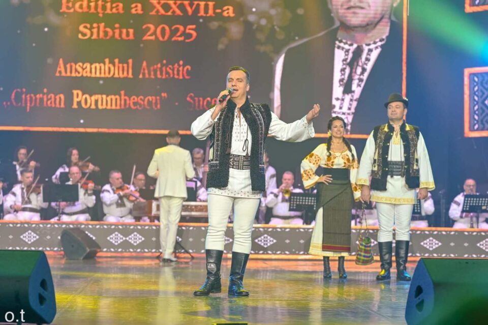 Solistul vocal Nicolae Vieru, primul doctor în ştiinţe ale educaţiei din cadrul Ansamblului Artistic ,,Ciprian Porumbescu” Suceava