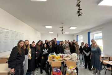 Lecție de generozitate a elevilor și profesorilor de la „Dragoș Vodă” Câmpulung