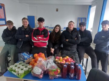 Lecție de generozitate a elevilor și profesorilor de la „Dragoș Vodă” Câmpulung