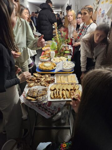 Zi de sărbătoare la Colegiul „Al. I. Cuza” Suceava