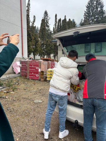 Lecție de generozitate a elevilor și profesorilor de la „Dragoș Vodă” Câmpulung