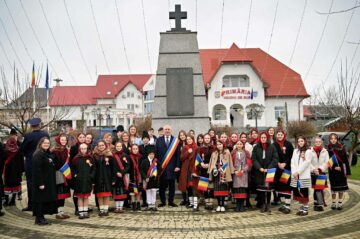 Ziua Bucovinei a fost sărbătorită „Cu dragoste de neam și țară” în orașul Vicovu de Sus