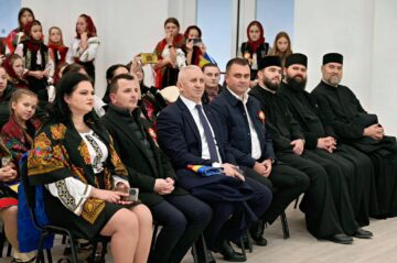 Ziua Bucovinei a fost sărbătorită „Cu dragoste de neam și țară” în orașul Vicovu de Sus