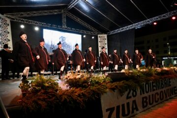 Artiști suceveni au onorat Ziua Bucovinei cu un spectacol folcloric autentic