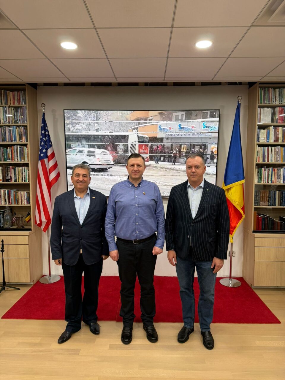 Delegația Sucevei, condusă de viceprimarul Daniel Ungurian, primită cu brațele deschise de reprezentanții comunităților românești din America