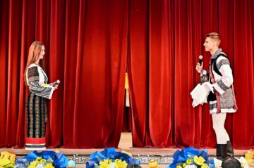 Gala Bobocilor, a Bucovinei și a Premianților, la Colegiul ,,Andronic Motrescu” din Rădăuți