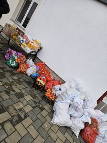 „Săptămâna fructelor și a legumelor donate” la Liteni – O nouă activitate SNAC în sprijinul vârstnicilor din comunitate