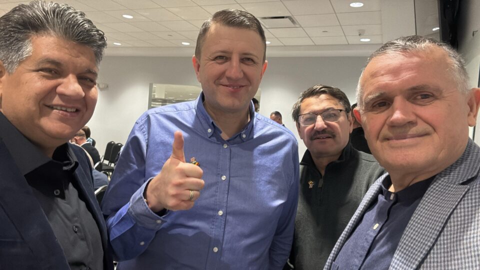 Delegația Sucevei, condusă de viceprimarul Daniel Ungurian, primită cu brațele deschise de reprezentanții comunităților românești din America