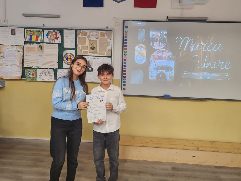 1 Decembrie – Lecția de istorie care unește generații la Liceul Teoretic „Iorgu Vârnav Liteanu” din Liteni