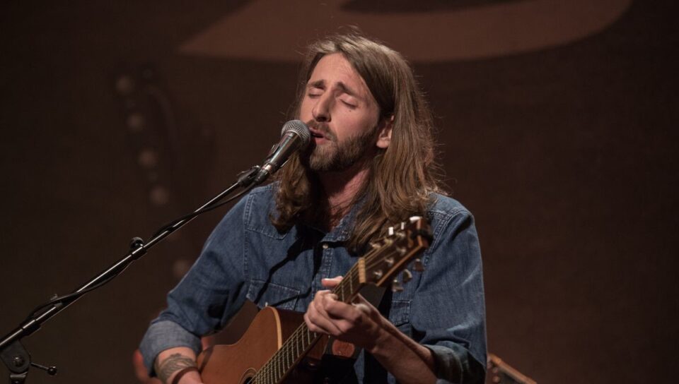 Bartleby, cântărețul francez invitat, miercuri, la după-amiezile francofone la Suceava