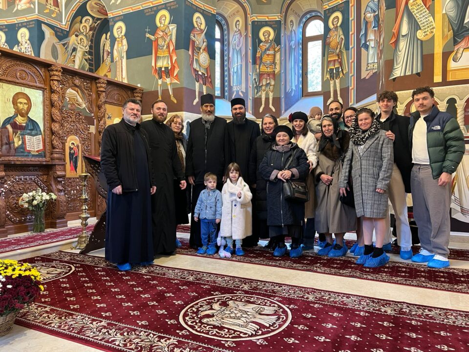 Părintele Dimitrie Mihoc, „ziditor de biserici și chip al iubirii aproapelui”, a plecat la Ceruri