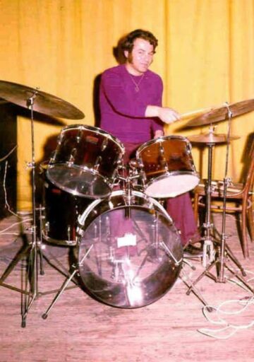 S-a stins muzicianul sucevean Bondy Stenzler, unul dintre membrii fondatori ai trupei Roșu și Negru