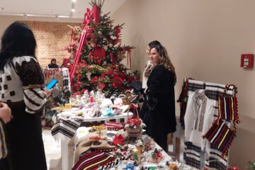 Expoziție cu obiecte realizate de persoane cu dizabilități și momente artistice, în campania „Deschide ochii, deschide inima”