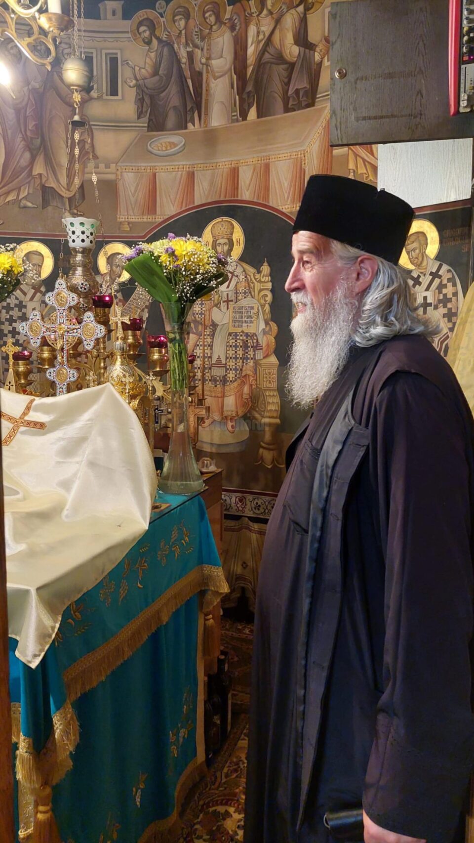 Hramul Bisericii „Sf. Ierarh Nicolae” de la Spitalul Clinic Județean de Urgență „Sfântul Ioan cel Nou” Suceava. Programul slujbelor