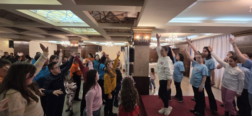 Peste 150 de copii cu dizabilități și însoțitorii acestora au participat la evenimentul „Fiecare zâmbet contează!”, ediția a II-a