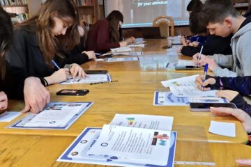 „Pași spre viitor” – Startul atelierelor de orientare școlară și profesională la Liteni