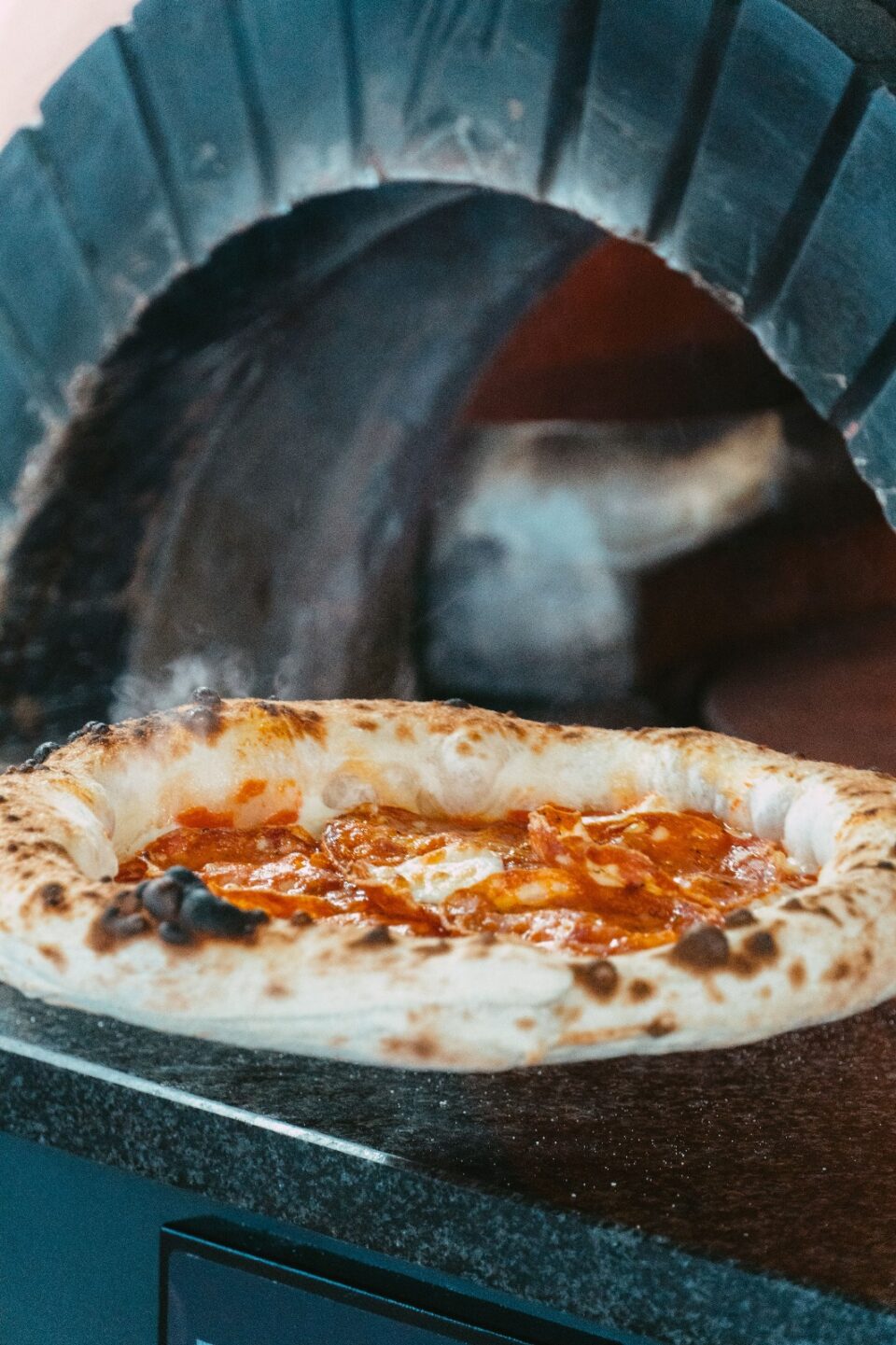 „FABRICA. Cucina & Bottega”, la ceas aniversar. Un an de la deschidere, în Suceava