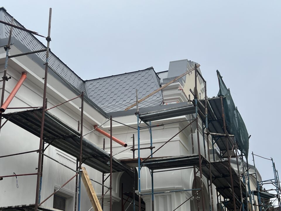 Primăria Fălticeni se apropie de finalizarea reabilitării Casei Tatos, clădire în care vor funcționa Casa Căsătoriilor și Serviciul de Evidență a Persoanelor